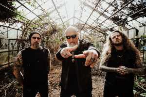 Zdravotní stav frontmana RAGE Peavyho není dobrý, kapela ruší koncerty. Co Rockové Hranice? 