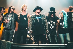 GUNS N´ ROSES uzavřeli severoamerickou část reunionového turné, prodali přes milion lístků