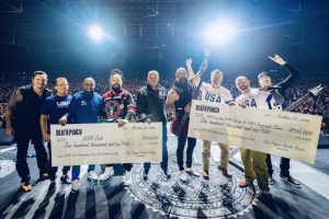 FIVE FINGER DEATH PUNCH mají srdce na správném místě