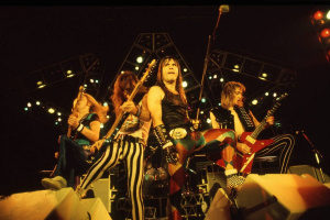 Recenze dokumentu o IRON MAIDEN: Milá podívaná, ale spalující ambice se nekoná