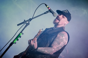 GOOD CHARLOTTE překvapili po delší době novou skladbou